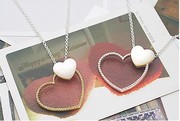 Sweet Hollow Out Heart To Heart Pendant Necklace HGE0087