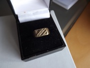  9ct gold  diamond signet  ring size N