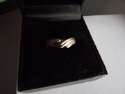 teenagers small 9ct gold diamonds wishbone ring size J